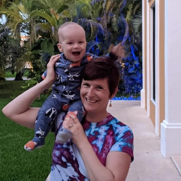 Meet your Posher, Danielle - Picture 1 of 1